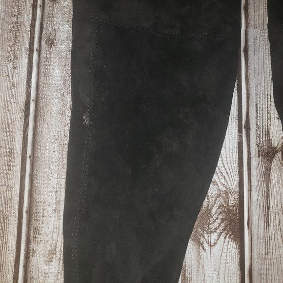 Forever 21 Black Knee High Boots - Picture 5 of 5